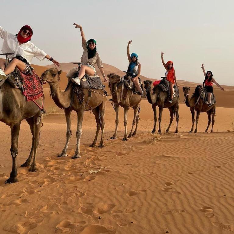 Hotel Ahlam Luxury Camp Merzouga Exterior foto